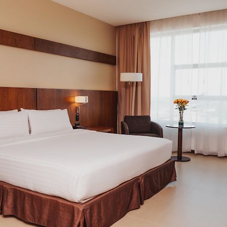 Holiday Inn Guayaquil Airport By Ihg Екстер'єр фото A room at the hotel