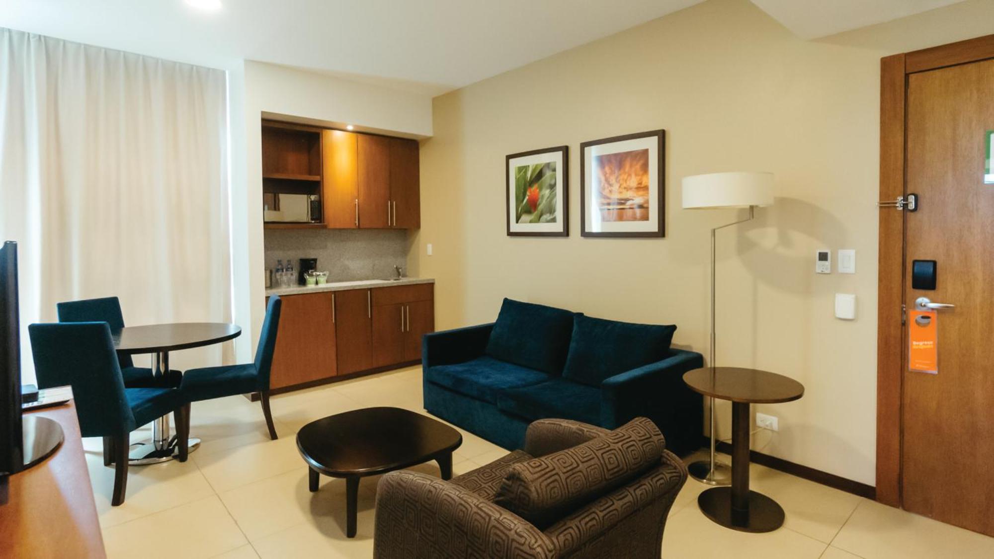 Holiday Inn Guayaquil Airport By Ihg Екстер'єр фото Living room