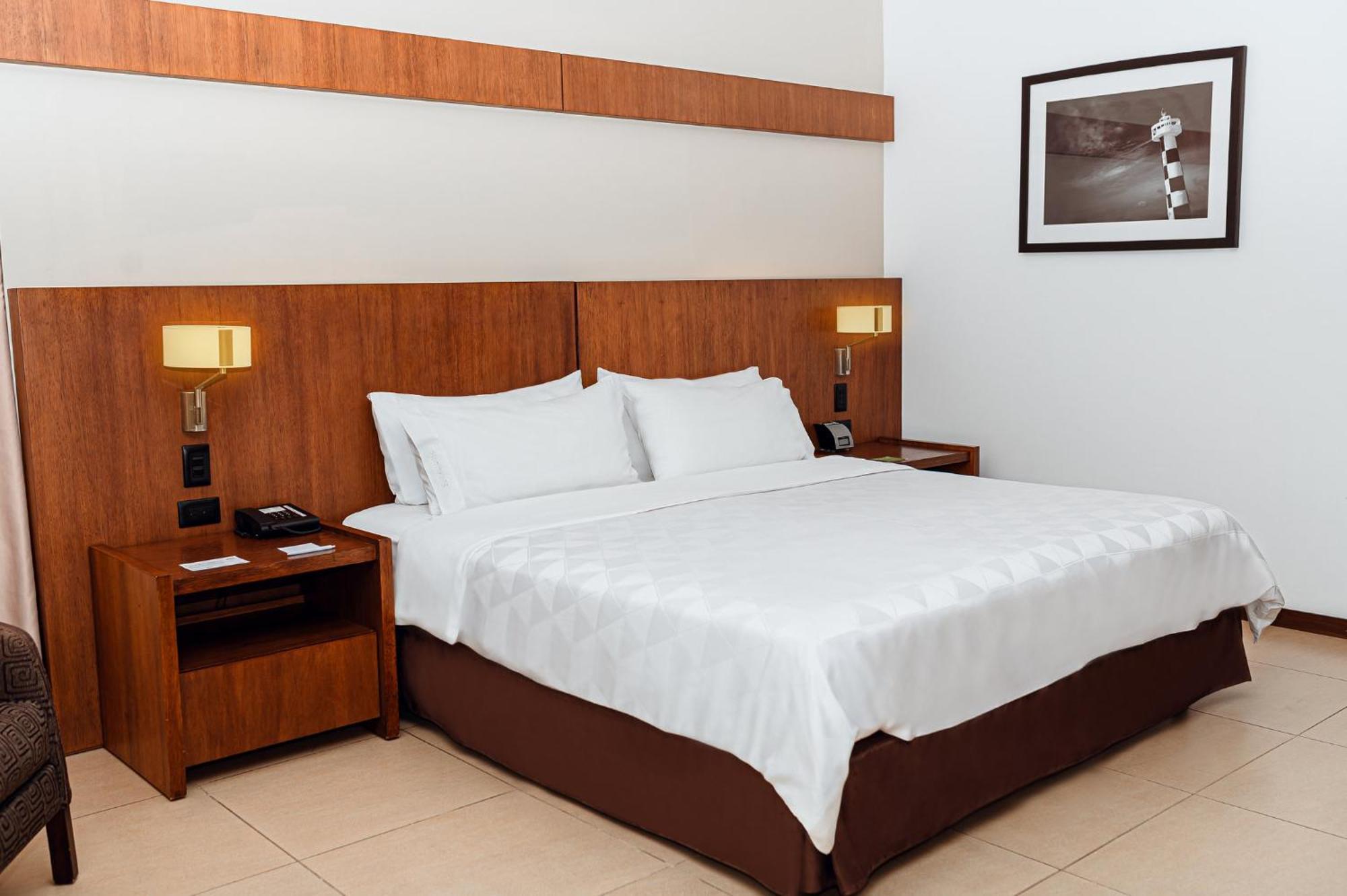 Holiday Inn Guayaquil Airport By Ihg Екстер'єр фото A bedroom